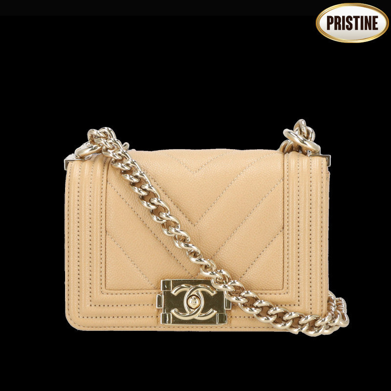 CHANEL /ボーイシャネルキャビアスキンミニチェーンショルダー/ベージュ/A67364//HG7*****/SAランク/24