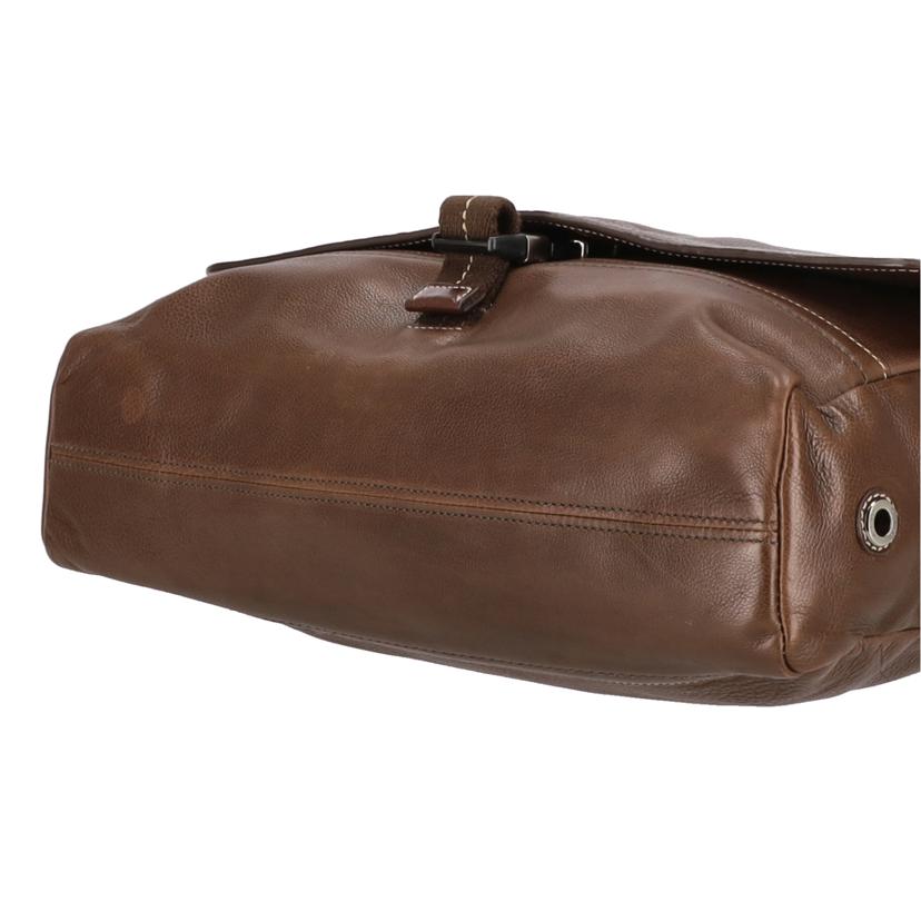 COACH コーチ/ハンプトンズレザーマップバッグ/70009//B07**/Aランク/09