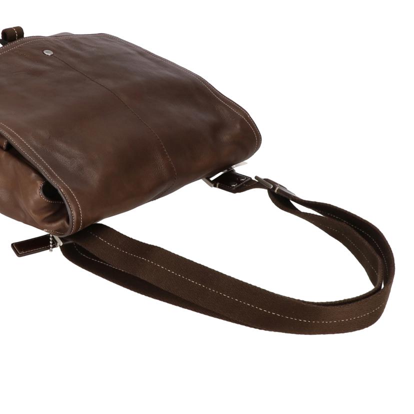 COACH コーチ/ハンプトンズレザーマップバッグ/70009//B07**/Aランク/09