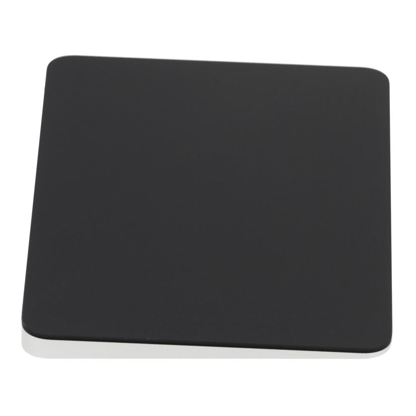 APPLE アップル/Magic Trackpad/MXKA3ZA A//SCC2HQ900FVB000050B/Bランク/01