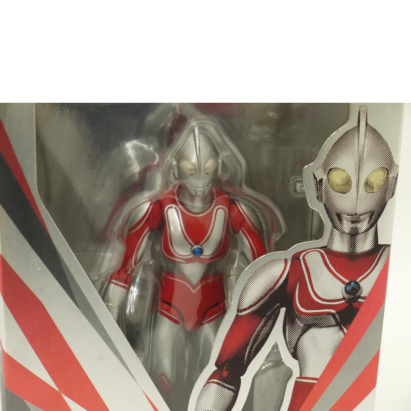 BANDAI バンダイ/ULTRA-ACT ウルトラマンジャック 「帰ってきたウルトラマン」フィギュア//Sランク/69
