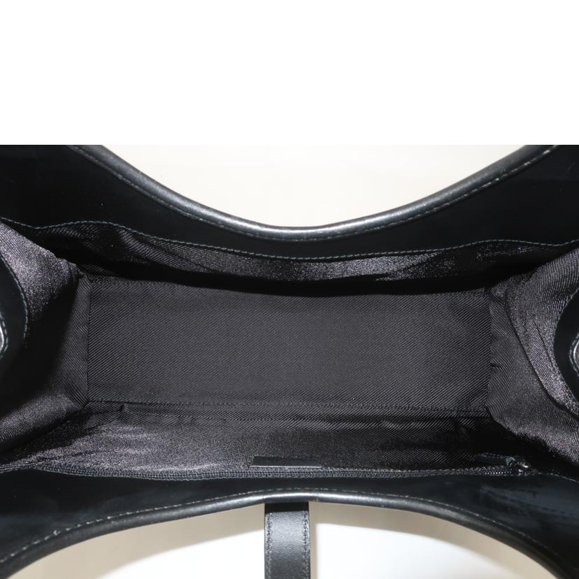 GUCCI グッチ/GGキャンバスワンショルダーバッグ ブラック/002.1067 //ABランク/65