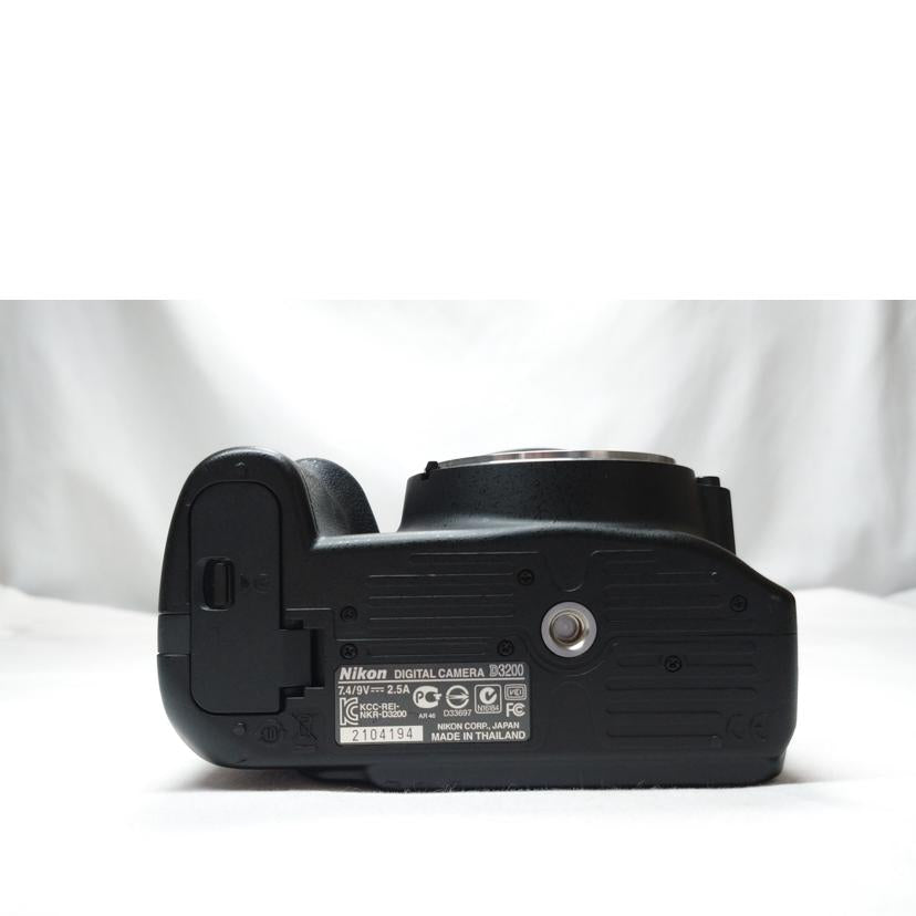 Nikon ニコン/デジタル一眼レフ レンズキット/D3200//2104194/Bランク/52
