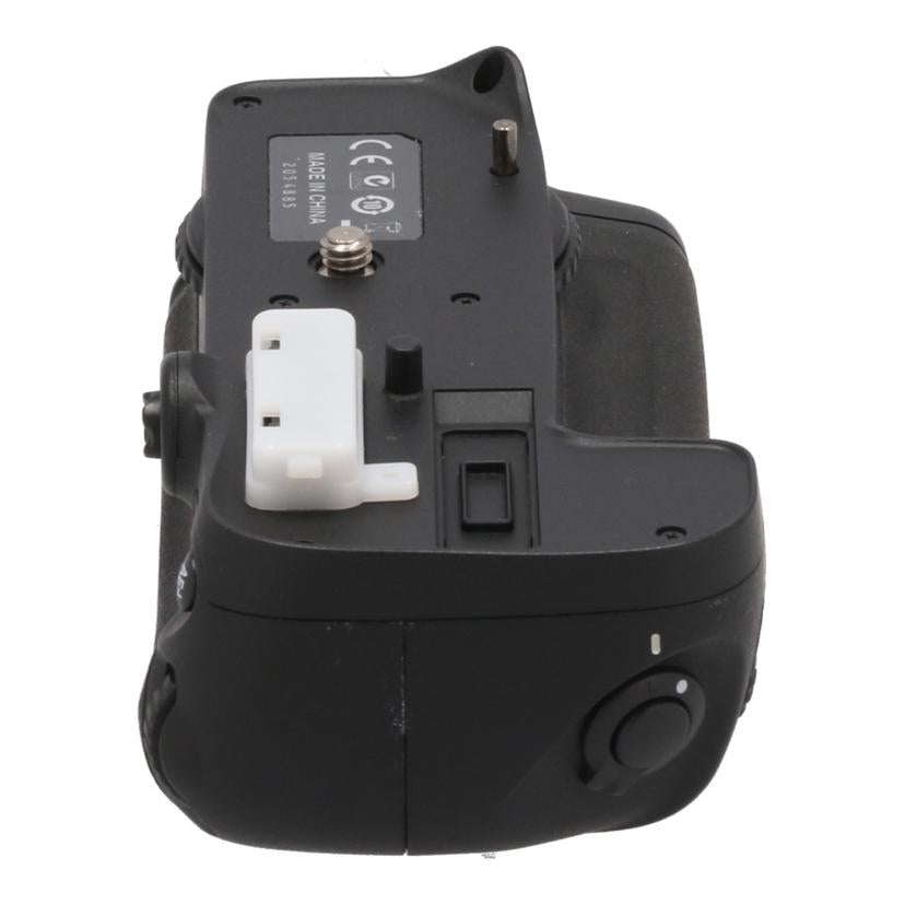 Nikon ニコン /マルチパワーバッテリーパック/MB-D11 //2054885/Bランク/69