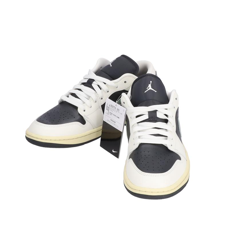 NIKE ナイキ/AIR JORDAN 1 LOW/DC0774-001//SAランク/93