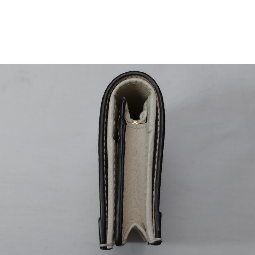 GUCCI グッチ/GGシェリーライン 二つ折りコンパクト財布/523155//041*/Aランク/52