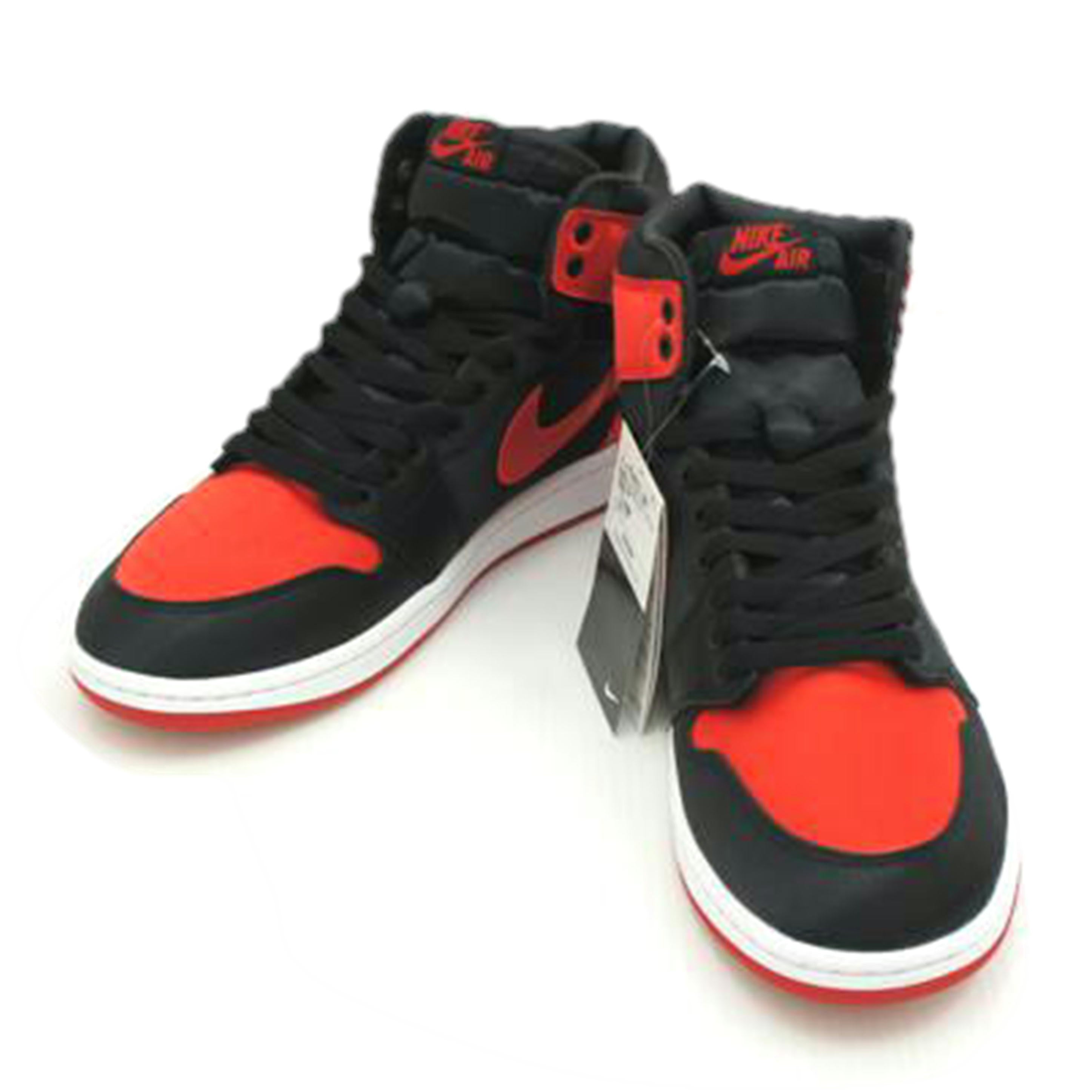 NIKE ナイキ/WMNS AIRJORDAN1 RETRO HI OG サテンブレッド/FD4810-061//SAランク/09