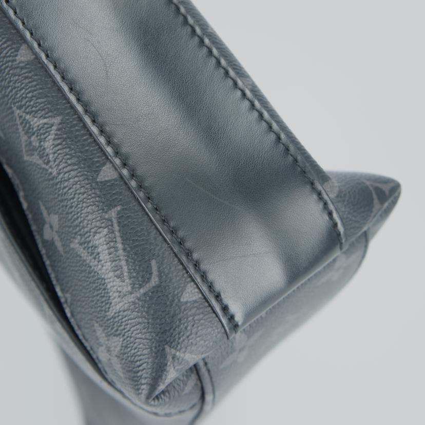 LV ルイヴイトン/オディセメッセンジャーPM/モノグラムエクリプス/M44223//RI1***/Aランク/06