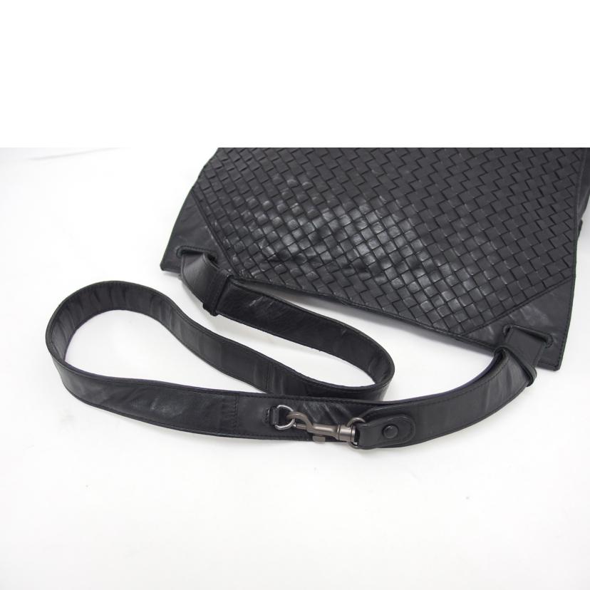 BOTTEGA VENETA ボッテガヴェネタ/イントレチャート/ショルダーバッグ/ブラック/113038 //V46*******/Bランク/04
