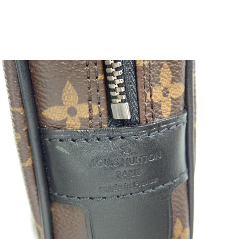 LV LV/ポルトドキュマン.ヴォワヤージュ/モノグラムマカサー/M40225//RI3***/ABランク/62