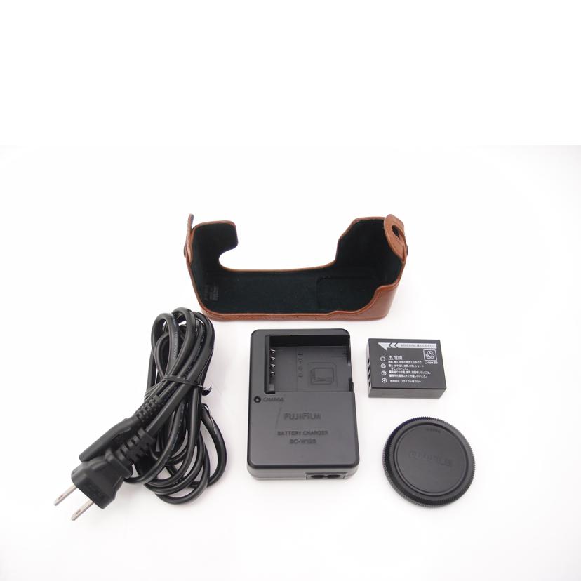 FUJIFILM 富士フィルム/ミラーレス一眼レフカメラ ボディ/X-E1//24501475/Bランク/69