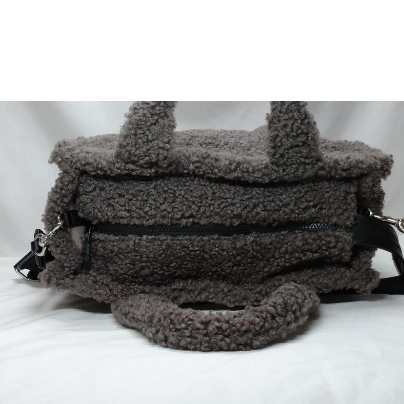 MARC BACOBS マークジェイコブズ/ザ テディ ミディアム トートバッグ//ABランク/52