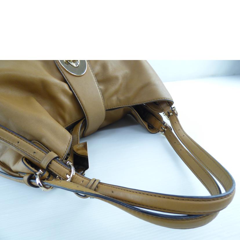 COACH コーチ/マディソンレザーカーライルショルダーバッグ/32221//D14**/Bランク/64