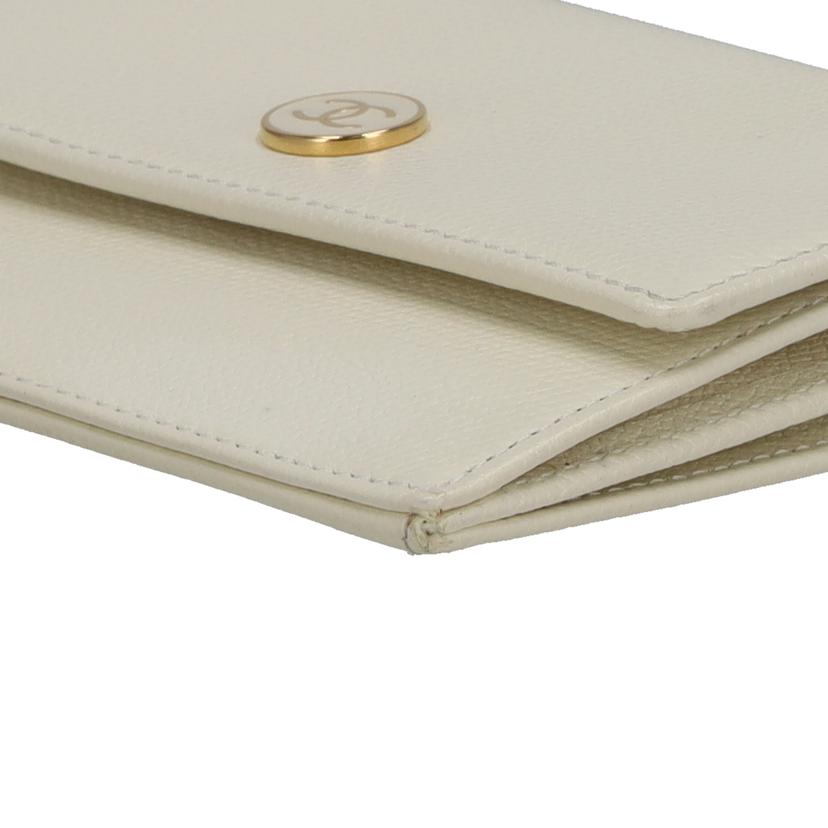 CHANEL シャネル CHANEL ココボタンカードケース白 キーリングゴールド レディース/ココボタンカードケース白/キーリングゴールド//921****/ABランク/37