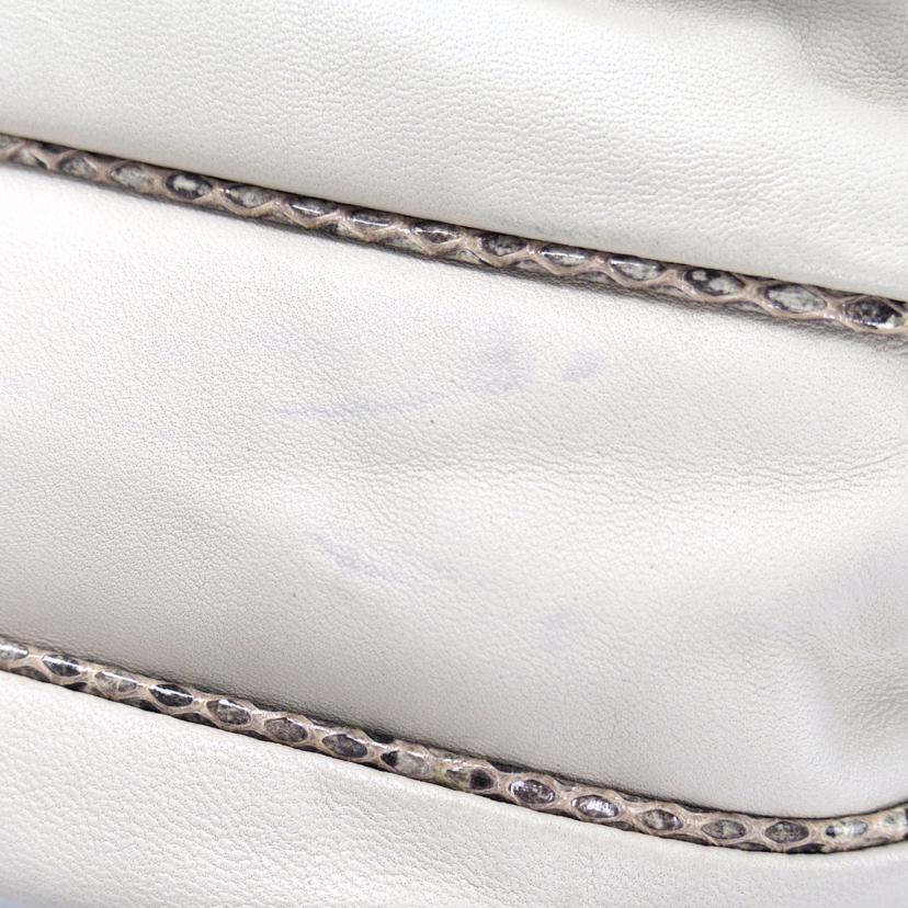 BOTTEGA VENETA ボッテガヴェネタ/レザー2wayショルダー//B03*******/Aランク/75