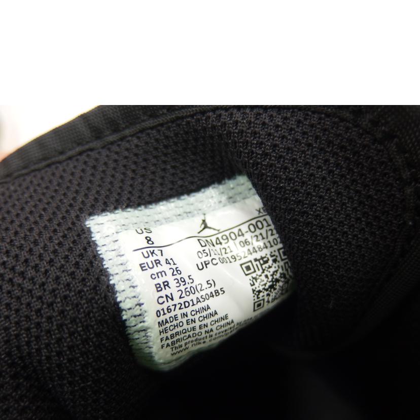 NIKE ナイキ/エアジョーダン1MIDシエンプレファミリア/DV4904-001//ABランク/82