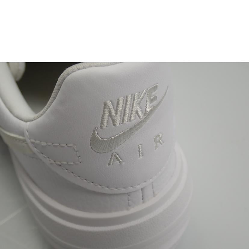 NIKE ナイキ/AIR FORCE 1 07/DJ9946//23.5cm/Sランク/62