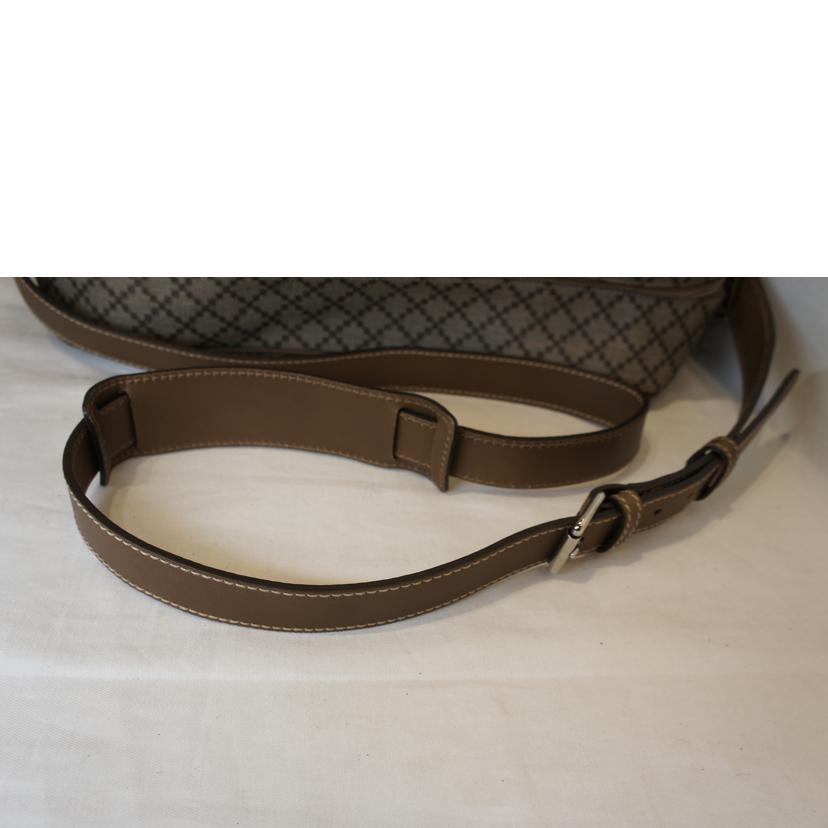 GUCCI グッチ/ディアマンテPVCメッセンジャーショルダー/267878//204991/Aランク/92
