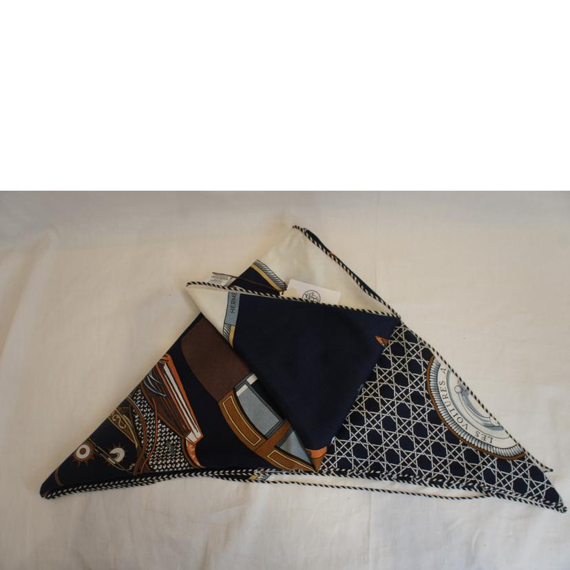 HERMES エルメス/カレトライアングルジェアン"LES VOITURES A TRANSFORMATION"//Sランク/92