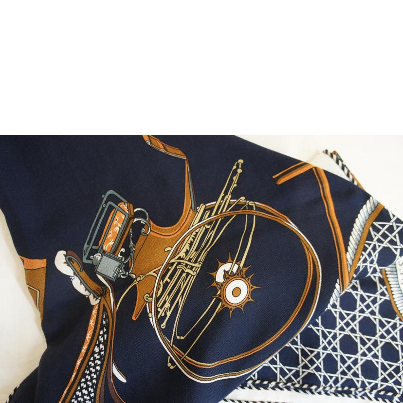 HERMES エルメス/カレトライアングルジェアン"LES VOITURES A TRANSFORMATION"//Sランク/92