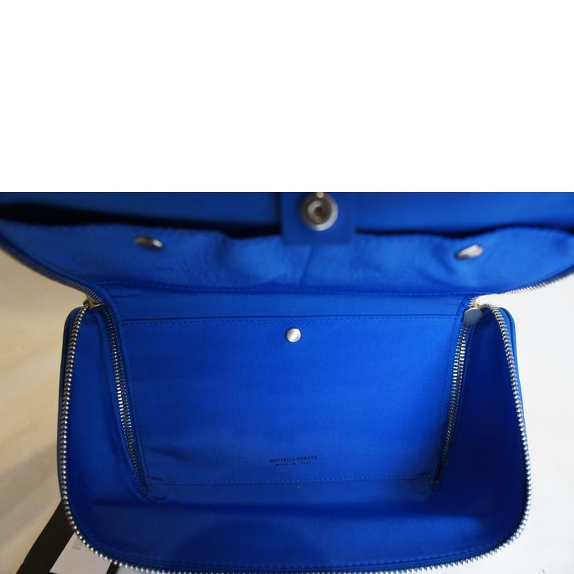 BOTTEGA VENETA ボッテガヴェネタ/オーガナイザーポーチ/ブルー/666770//Aランク/92