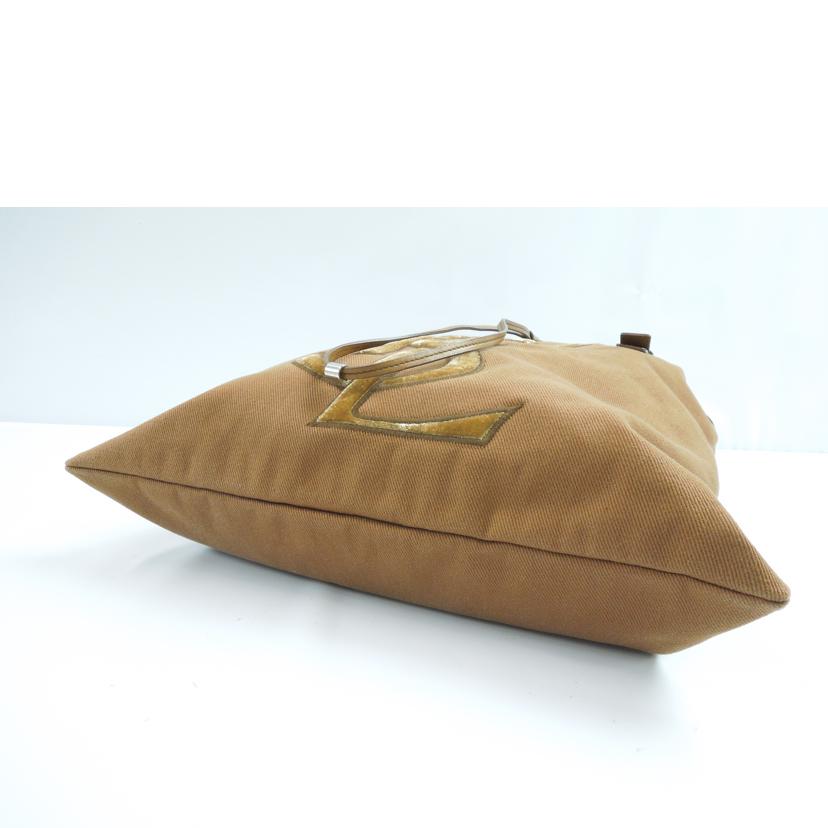 イヴサンローラン/リヴゴーシュカハラトート/ブラウン/121631//002058/ABランク/83