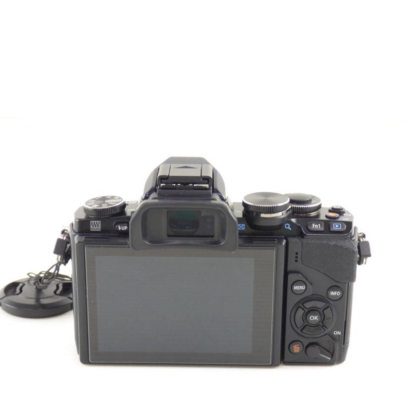 OLYMPUS オリンパス/ミラーレス一眼/E-M10/OM-D E-M10//V5NF08008/ABランク/64