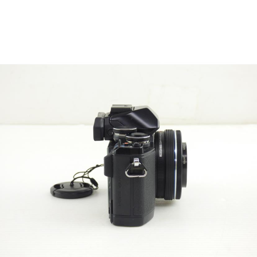 OLYMPUS オリンパス/ミラーレス一眼/E-M10/OM-D E-M10//V5NF08008/ABランク/64