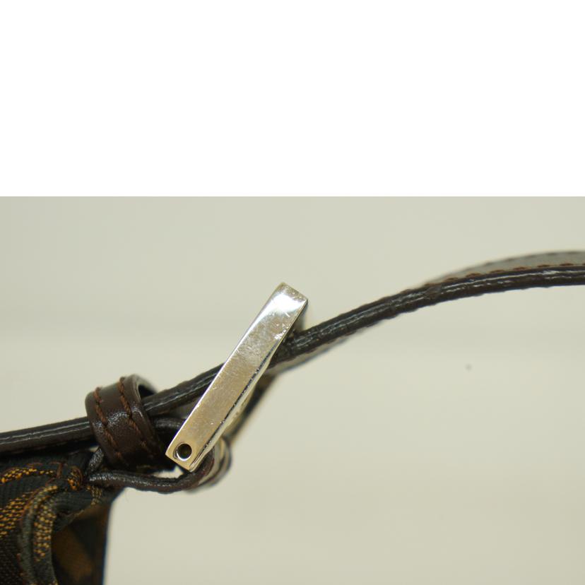 FENDI フェンディ/FENDIヴィンテージ/ズッカ柄マンババケット//2355.26569.008/ABランク/09
