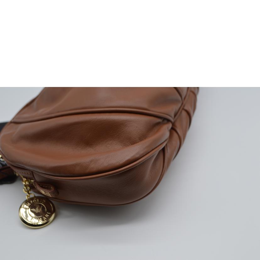 EMPORIO ARMANI ARMANI/エンポリオアルマーニレザーワンショルダーハンド/Y3A147//Y465A/SAランク/89