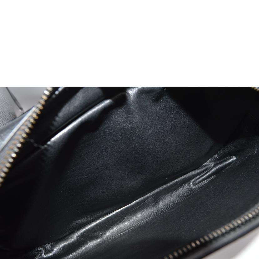 BOTTEGA VENETA ボッテガヴェネタ/イントレチャートウルトラライトナッパレザートート/609882 VCQH3//BD8549746A/SAランク/89