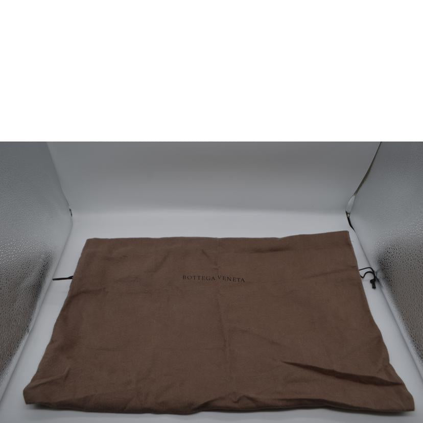 BOTTEGA VENETA ボッテガヴェネタ/イントレチャートウルトラライトナッパレザートート/609882 VCQH3//BD8549746A/SAランク/89