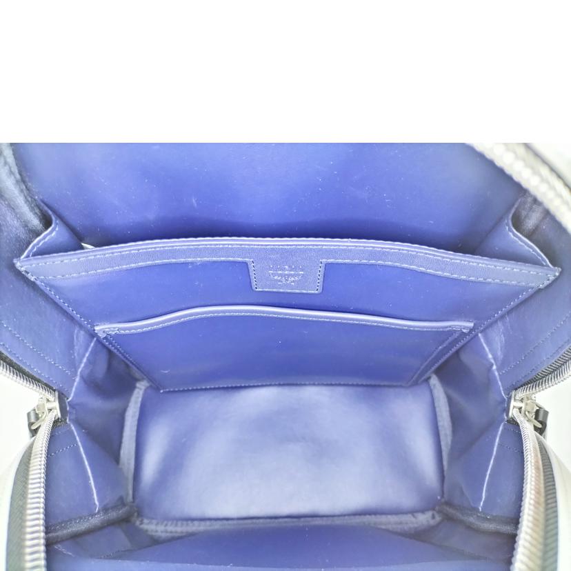 MCM エムシーエム/ヴィセトス スターク サイドスタッズ付 バックパック/MMK6SVE37 WT001//ABランク/52