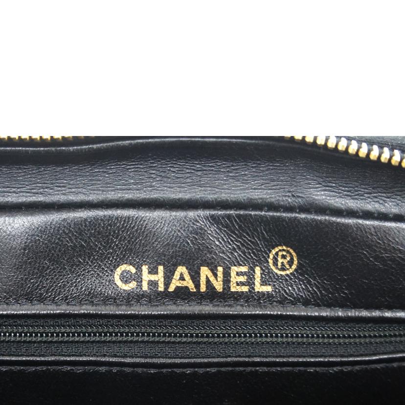 CHANEL シャネル/ヴィンテージ/マトラッセ/キルティングチャーンショルダー/GD金具//372****/Aランク/75