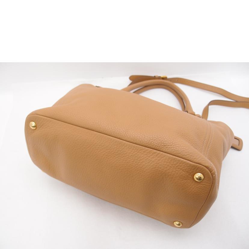 PRADA プラダ トートバッグ ハンドバック ショルダーバッグ 茶 斜め掛け 肩掛け レディース/レザー2wayトート/キャメル/BN2435//208/Aランク/69
