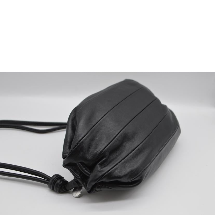 marimekko/ピックカルラレザーショルダー/ブラック/52239292024//Sランク/89