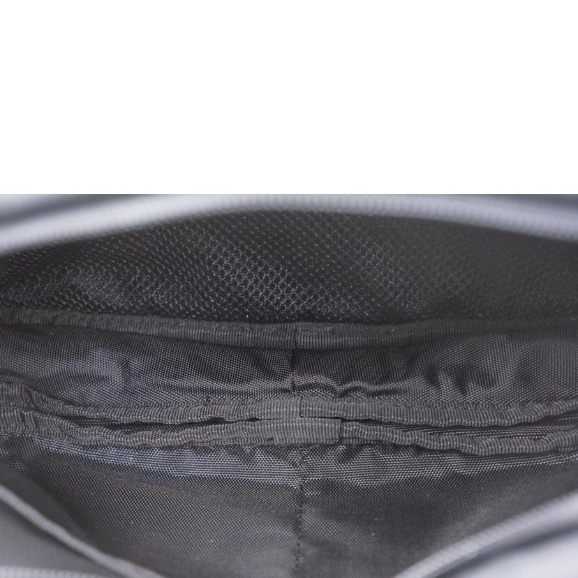 MAKAVELIC マキャベリック/MAKAVELIC ボディーバック//ABランク/67