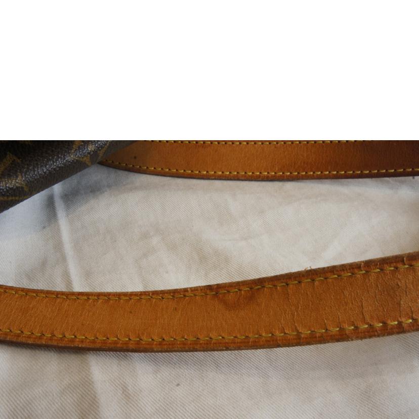 LOUIS VUITTON ルイヴィトン ルイ・ヴィトン ビトン ショルダーバッグ ハンドバッグ トートバッグ ブラウン メンズ レディース 定番 人気 LV 斜め掛け 肩がけ/シテGM/モノグラム /M51181//SD0***/ABランク/92