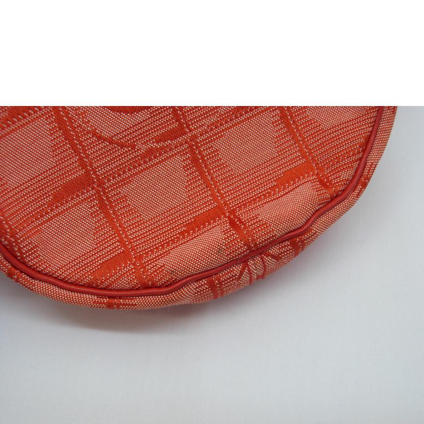 CHANEL シャネル/ニュートラベルライン コスメポーチ/T17463//6646818/ABランク/03