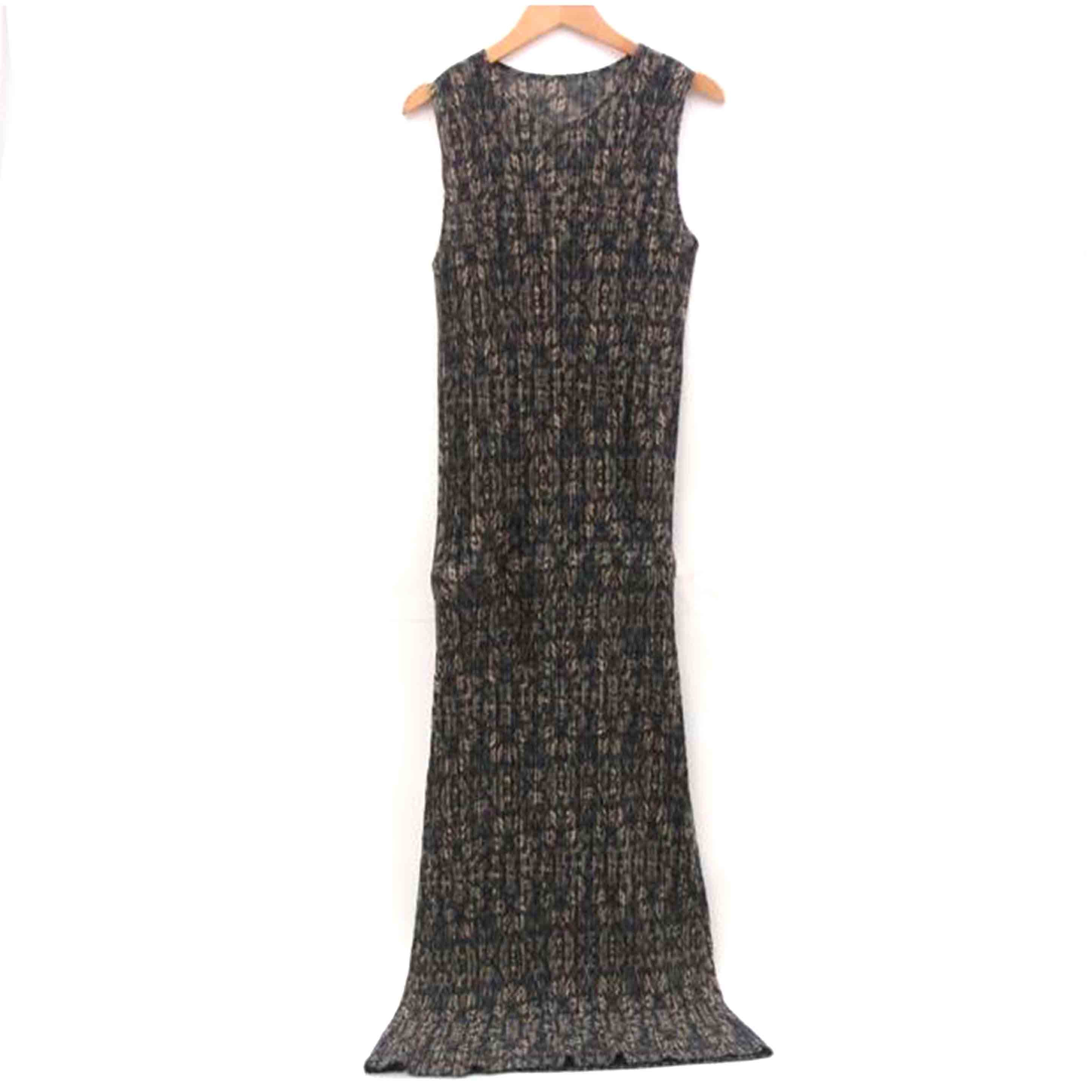 PLEATS PLEASE プリーツプリーズ イッセイミヤケ/PLEATS PLEASE ワンピース//SAランク/69