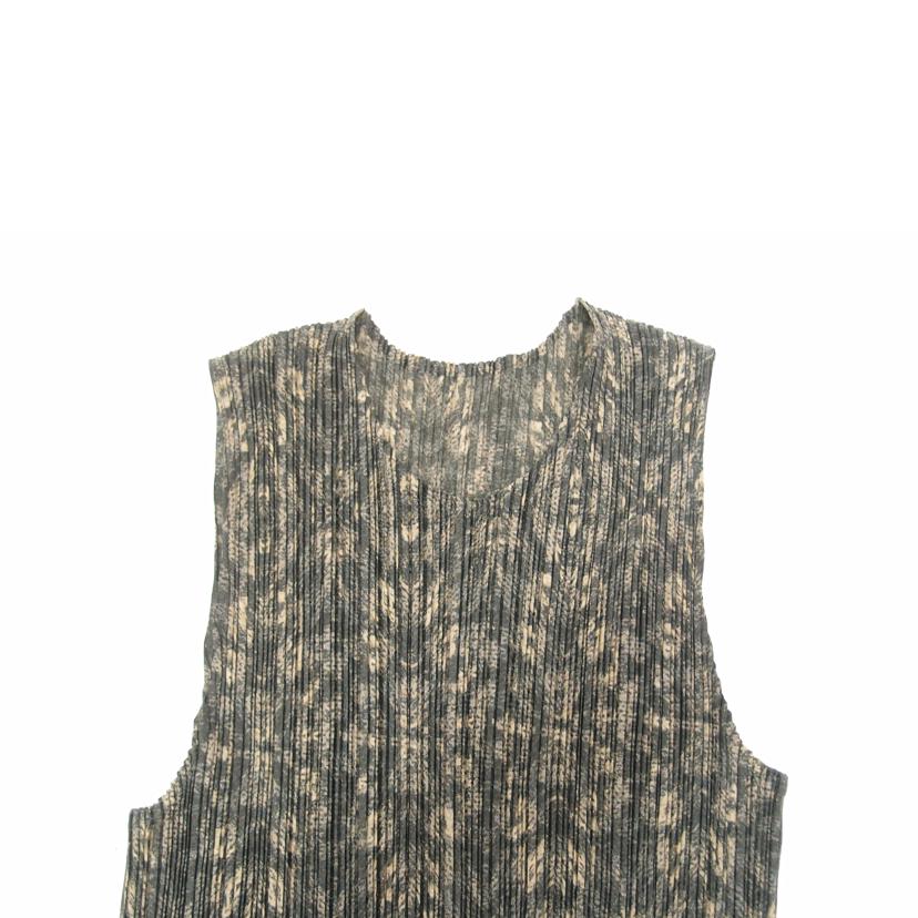 PLEATS PLEASE プリーツプリーズ イッセイミヤケ/PLEATS PLEASE ワンピース//SAランク/69