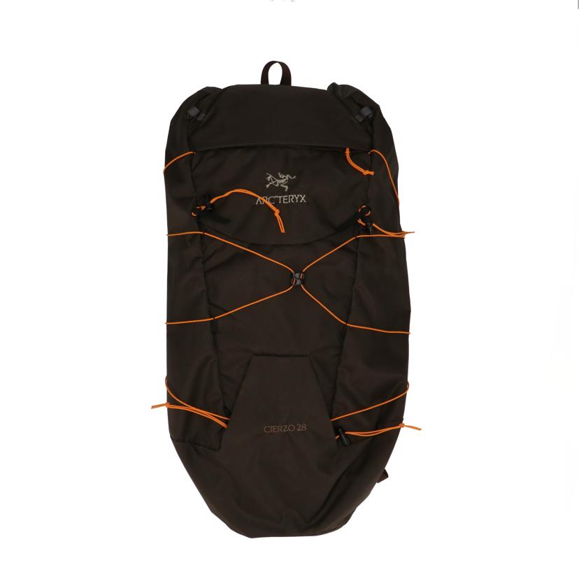 格安正規店Arc’teryxアークテリクスcierzo28 backpack 登山ウェア・アウトドアウェア
