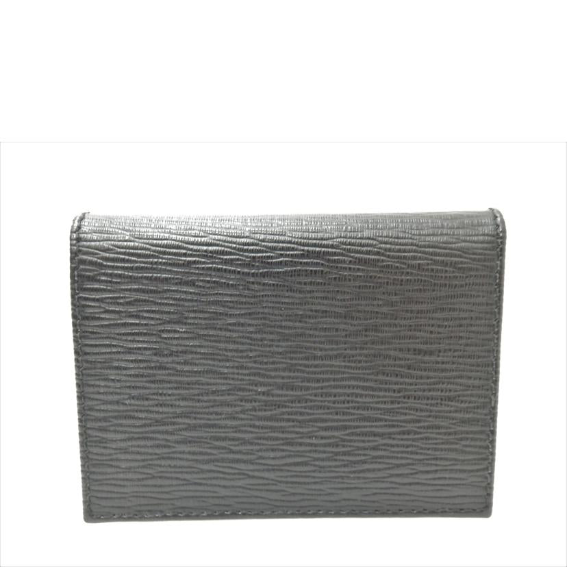 Ferragamo フェラガモ/ダブルガンチーニカードケース//ABランク/88