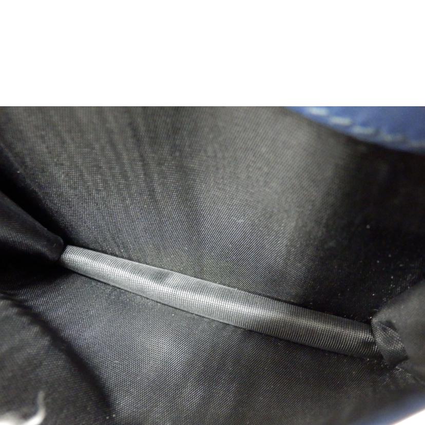 Ferragamo フェラガモ/ダブルガンチーニカードケース//ABランク/88