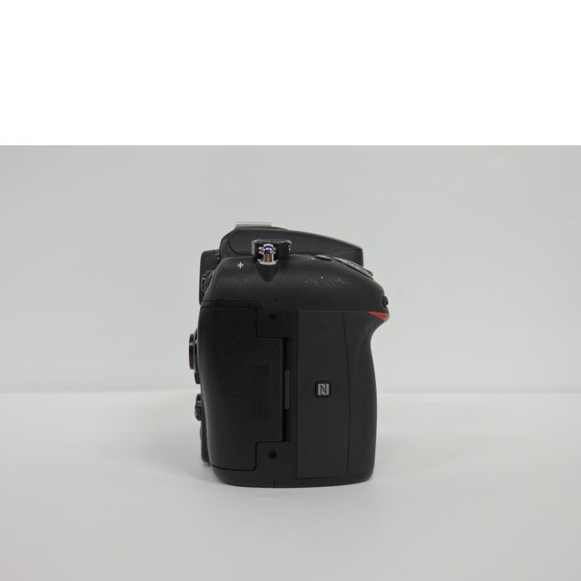 Nikon ニコン/デジタル一眼/D7200 18-140VRキット/D7200 18-140VRキット//2018147/Aランク/06