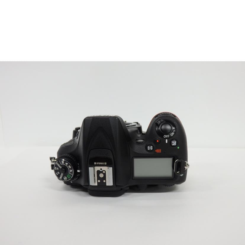 Nikon ニコン/デジタル一眼/D7200 18-140VRキット/D7200 18-140VRキット//2018147/Aランク/06