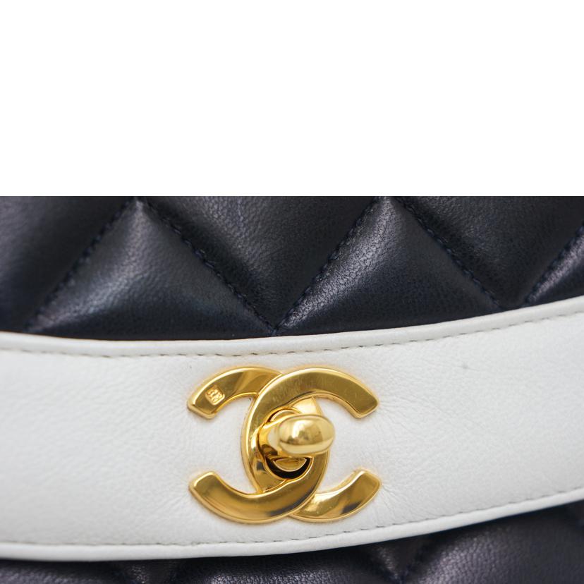 CHANEL シャネル/マトラッセ/ダイアナフラップ/チェーンショルダー/バイカラー/A01165//2400053/ABランク/09