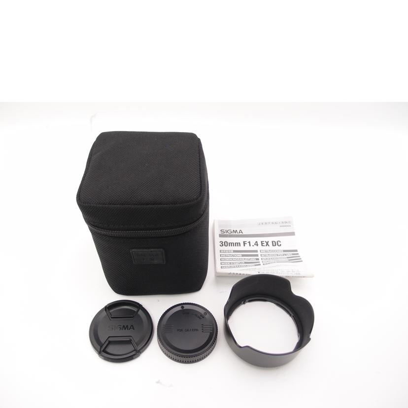 SIGMA シグマ/デジタル対応レンズ/For PENTAX/30mm F1.4 EX DC//13227142/Aランク/69
