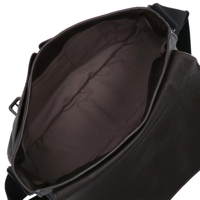 BOTTEGA VENETA ボッテガヴェネタ/イントレチャート メッセンジャーバッグ/ブラウン//Bランク/75