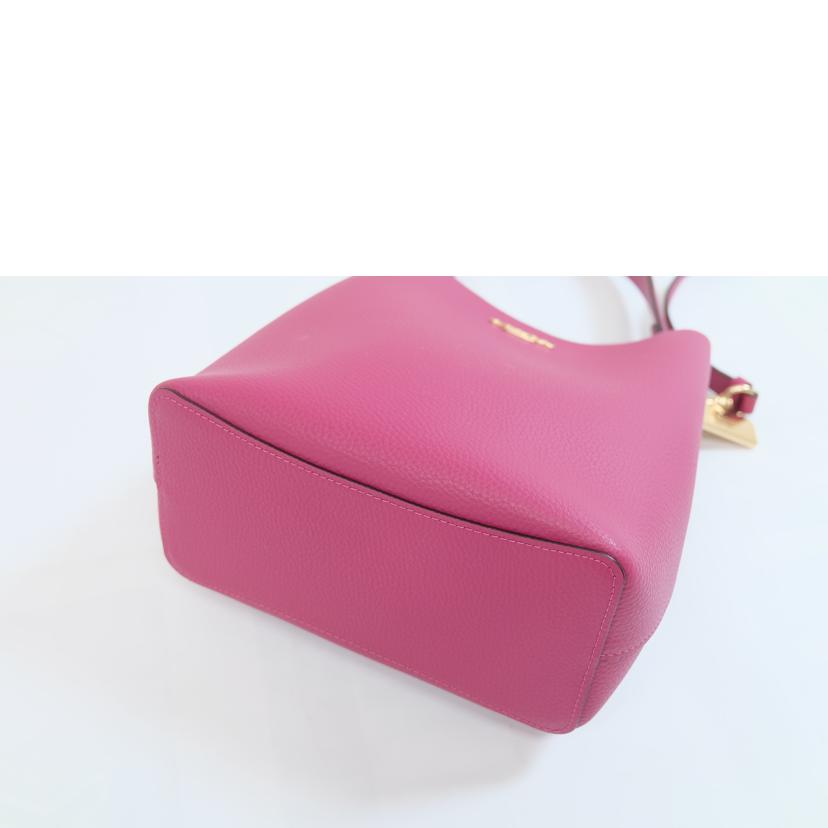 COACH コーチ/レザースモールタウンバケットバッグ /1011//62180/Aランク/71